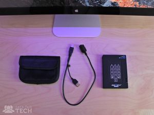 istorage-diskashur-pro-ssd-review-cable-pouch